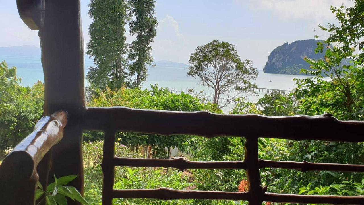 Esmeralda View Resort - SHA Plus Ko Yao Exterior foto