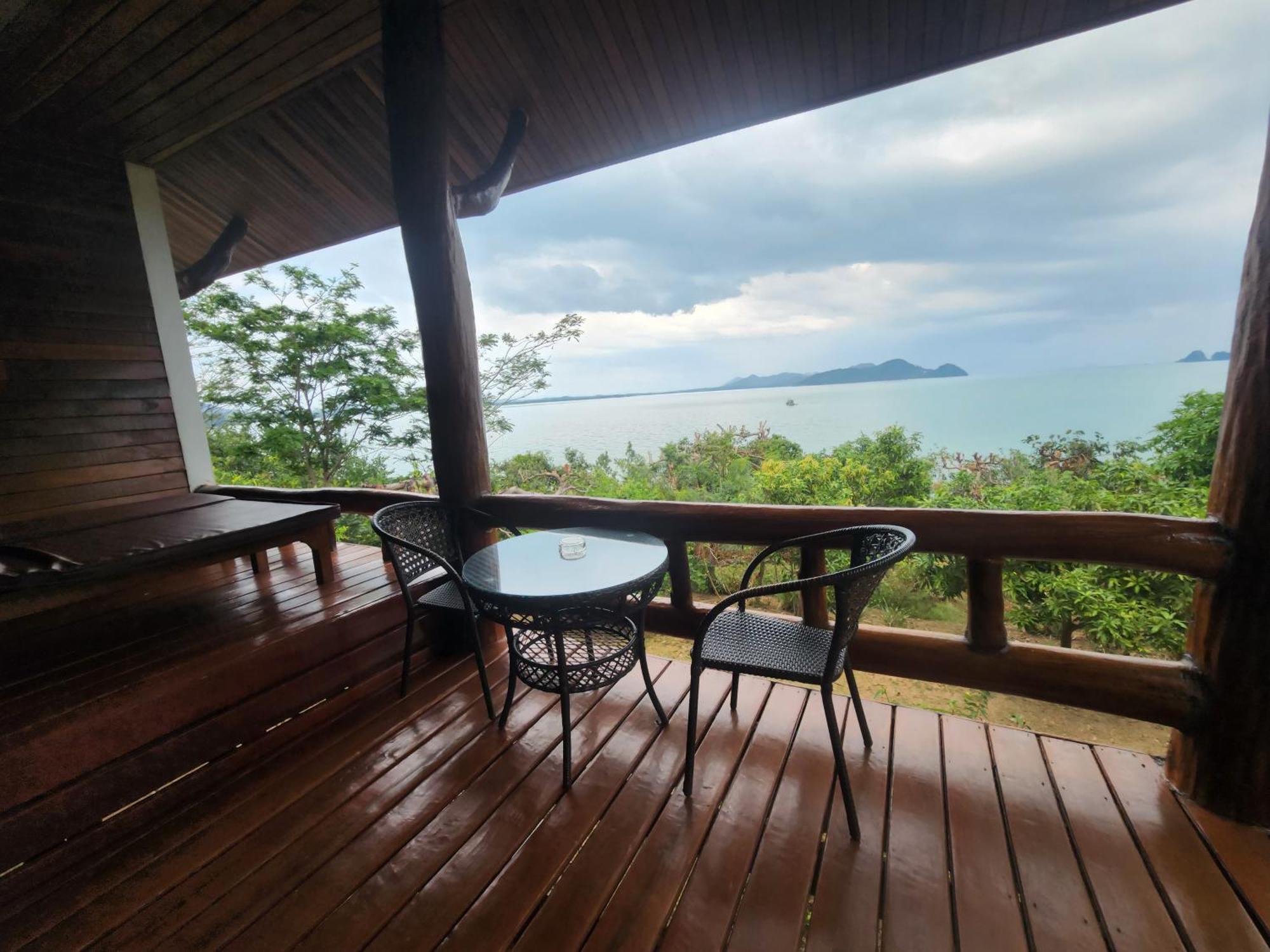 Esmeralda View Resort - SHA Plus Ko Yao Exterior foto